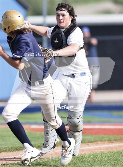 Thumbnail 1 in Grandview vs. Mullen photogallery.