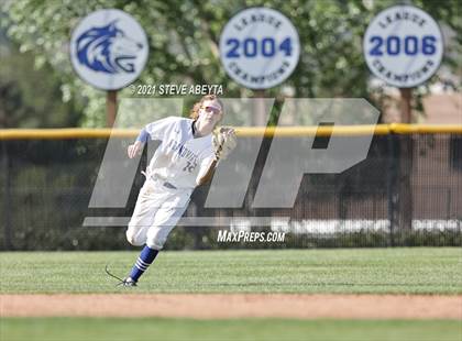 Thumbnail 3 in Grandview vs. Mullen photogallery.