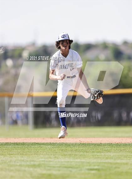Thumbnail 1 in Grandview vs. Mullen photogallery.