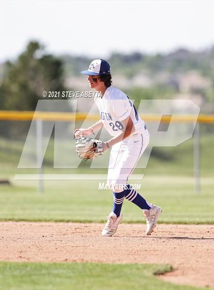 Thumbnail 2 in Grandview vs. Mullen photogallery.