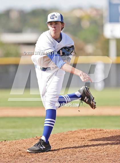 Thumbnail 2 in Grandview vs. Mullen photogallery.