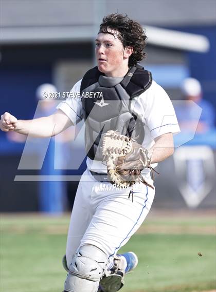 Thumbnail 2 in Grandview vs. Mullen photogallery.