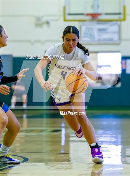 Thumbnail 2 in Valencia vs Bakersfield Christian (Santa Barbara Tournament of Champions) photogallery.