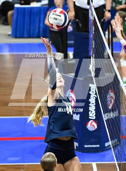 Thumbnail 2 in Cheyenne Mountain vs. Palmer Ridge (CHSAA 4A 1st Round) photogallery.