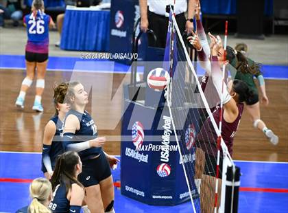 Thumbnail 2 in Cheyenne Mountain vs. Palmer Ridge (CHSAA 4A 1st Round) photogallery.
