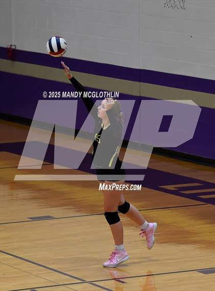 Thumbnail 2 in JV: Galesburg @ Canton photogallery.