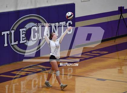 Thumbnail 2 in JV: Galesburg @ Canton photogallery.