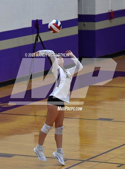 Thumbnail 1 in JV: Galesburg @ Canton photogallery.