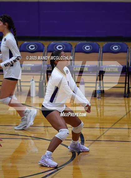 Thumbnail 2 in JV: Galesburg @ Canton photogallery.