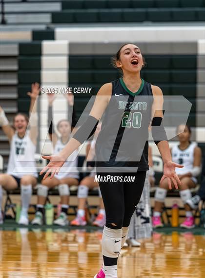 Thumbnail 1 in Shawnee Heights @ De Soto photogallery.