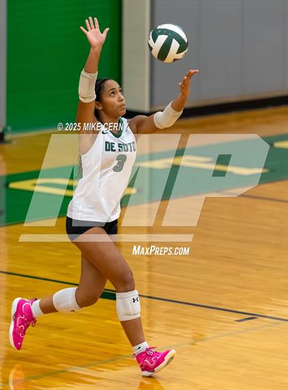 Thumbnail 2 in Shawnee Heights @ De Soto photogallery.