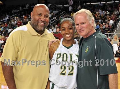 Thumbnail 3 in Clovis West vs. Poly (CIF SoCal D1 Final) photogallery.