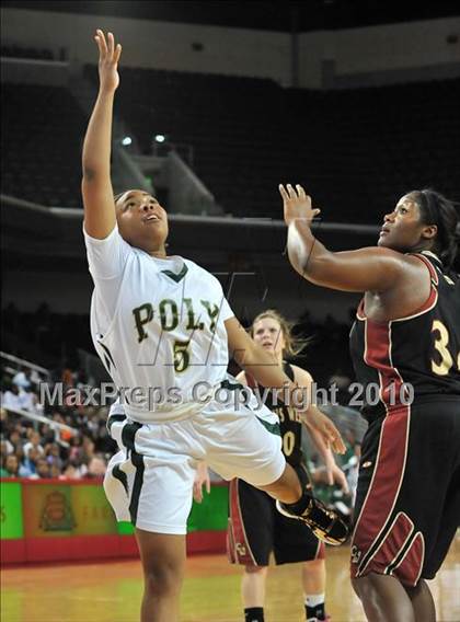 Thumbnail 1 in Clovis West vs. Poly (CIF SoCal D1 Final) photogallery.