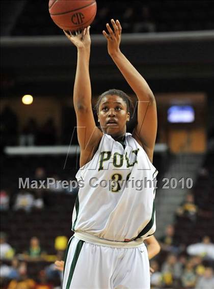 Thumbnail 1 in Clovis West vs. Poly (CIF SoCal D1 Final) photogallery.