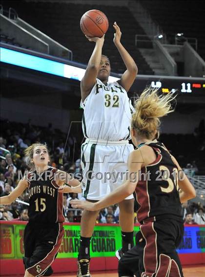 Thumbnail 2 in Clovis West vs. Poly (CIF SoCal D1 Final) photogallery.