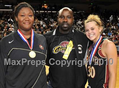 Thumbnail 2 in Clovis West vs. Poly (CIF SoCal D1 Final) photogallery.