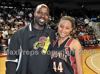 Thumbnail 1 in Clovis West vs. Poly (CIF SoCal D1 Final) photogallery.
