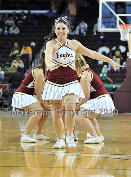 Thumbnail 3 in Clovis West vs. Poly (CIF SoCal D1 Final) photogallery.