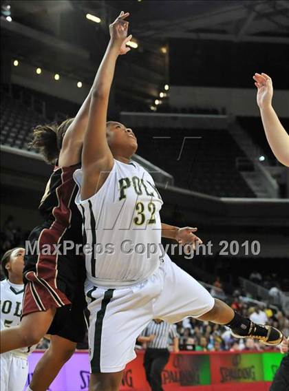 Thumbnail 3 in Clovis West vs. Poly (CIF SoCal D1 Final) photogallery.