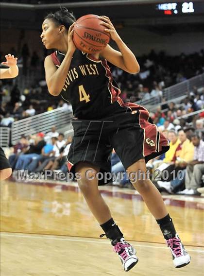 Thumbnail 1 in Clovis West vs. Poly (CIF SoCal D1 Final) photogallery.