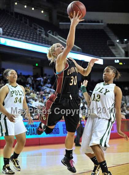 Thumbnail 3 in Clovis West vs. Poly (CIF SoCal D1 Final) photogallery.