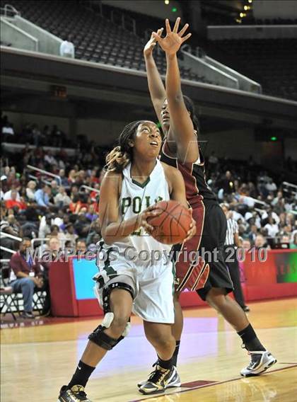 Thumbnail 2 in Clovis West vs. Poly (CIF SoCal D1 Final) photogallery.