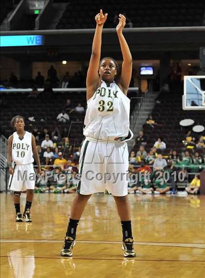 Thumbnail 1 in Clovis West vs. Poly (CIF SoCal D1 Final) photogallery.