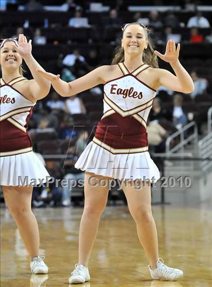 Thumbnail 3 in Clovis West vs. Poly (CIF SoCal D1 Final) photogallery.