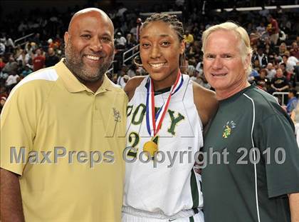 Thumbnail 2 in Clovis West vs. Poly (CIF SoCal D1 Final) photogallery.