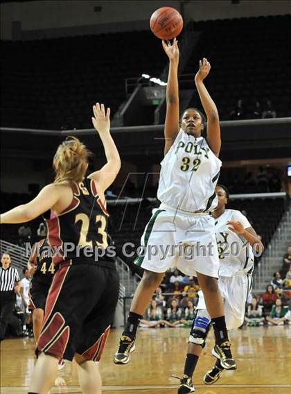 Thumbnail 1 in Clovis West vs. Poly (CIF SoCal D1 Final) photogallery.