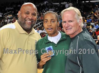 Thumbnail 1 in Clovis West vs. Poly (CIF SoCal D1 Final) photogallery.