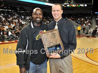 Thumbnail 2 in Clovis West vs. Poly (CIF SoCal D1 Final) photogallery.