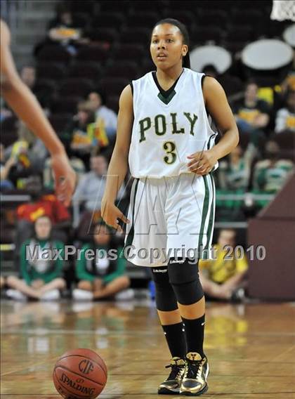 Thumbnail 3 in Clovis West vs. Poly (CIF SoCal D1 Final) photogallery.