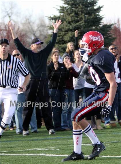 Thumbnail 3 in Olathe @ Kent Denver (CHSAA 3A Playoff) photogallery.