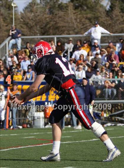 Thumbnail 1 in Olathe @ Kent Denver (CHSAA 3A Playoff) photogallery.