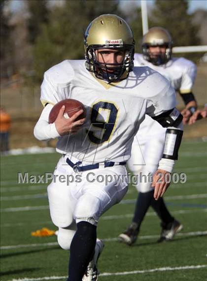 Thumbnail 3 in Olathe @ Kent Denver (CHSAA 3A Playoff) photogallery.