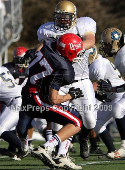 Thumbnail 2 in Olathe @ Kent Denver (CHSAA 3A Playoff) photogallery.