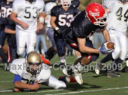 Thumbnail 2 in Olathe @ Kent Denver (CHSAA 3A Playoff) photogallery.