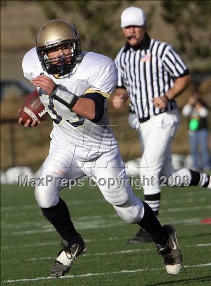 Thumbnail 2 in Olathe @ Kent Denver (CHSAA 3A Playoff) photogallery.