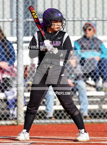 Thumbnail 2 in Puyallup @ Olympia photogallery.