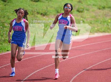 Thumbnail 3 in Dave Bethany Relays (200M) photogallery.