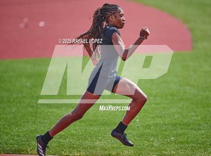 Thumbnail 2 in Dave Bethany Relays (200M) photogallery.