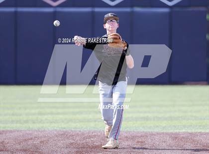 Thumbnail 3 in Rockwall-Heath vs. Mansfield Legacy (UIL 6A Regional Quarterfinal Playoffs) photogallery.