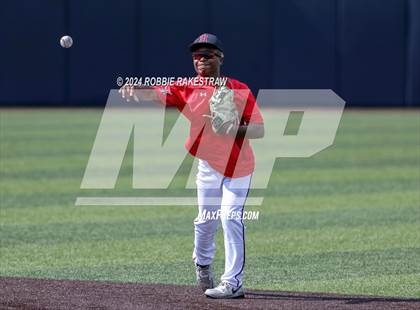 Thumbnail 2 in Rockwall-Heath vs. Mansfield Legacy (UIL 6A Regional Quarterfinal Playoffs) photogallery.