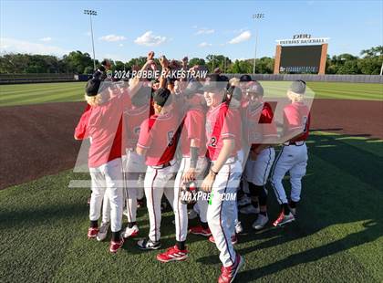 Thumbnail 1 in Rockwall-Heath vs. Mansfield Legacy (UIL 6A Regional Quarterfinal Playoffs) photogallery.