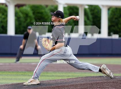 Thumbnail 1 in Rockwall-Heath vs. Mansfield Legacy (UIL 6A Regional Quarterfinal Playoffs) photogallery.
