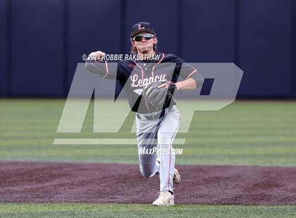 Thumbnail 1 in Rockwall-Heath vs. Mansfield Legacy (UIL 6A Regional Quarterfinal Playoffs) photogallery.