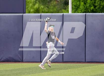 Thumbnail 3 in Rockwall-Heath vs. Mansfield Legacy (UIL 6A Regional Quarterfinal Playoffs) photogallery.