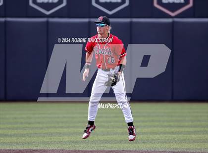 Thumbnail 2 in Rockwall-Heath vs. Mansfield Legacy (UIL 6A Regional Quarterfinal Playoffs) photogallery.