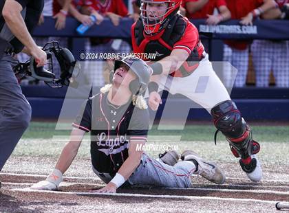 Thumbnail 2 in Rockwall-Heath vs. Mansfield Legacy (UIL 6A Regional Quarterfinal Playoffs) photogallery.